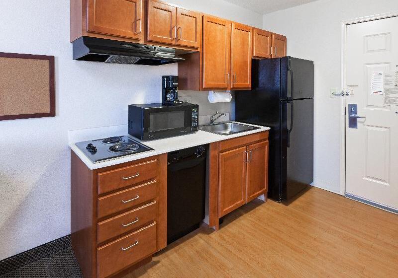 Студия Стандарт, Candlewood Suites Owasso, An Ihg