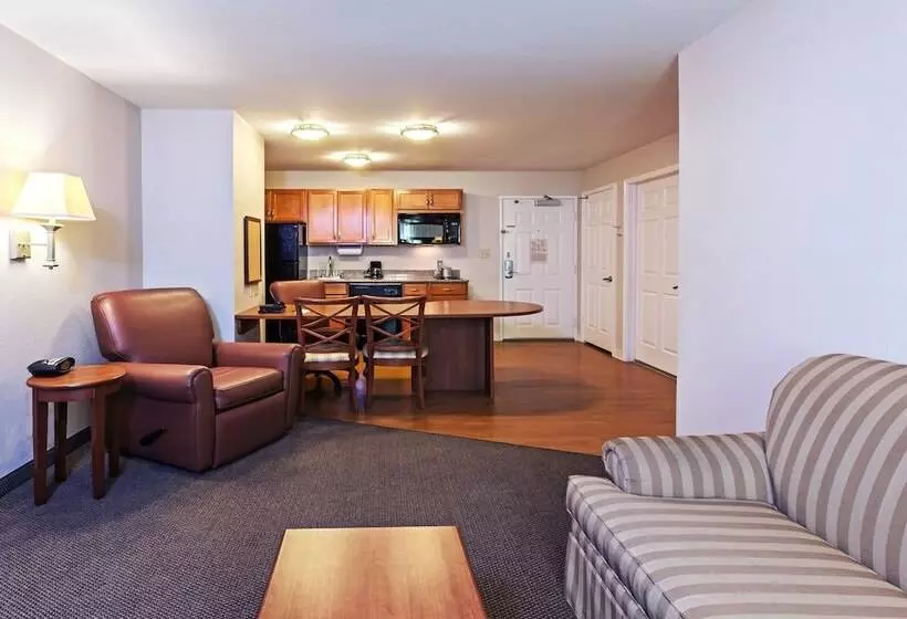 スイート, Candlewood Suites Pearland, An Ihg
