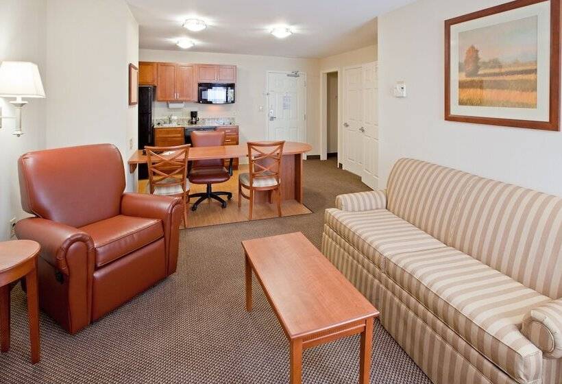 Люкс, Candlewood Suites Radcliff   Fort Knox, An Ihg