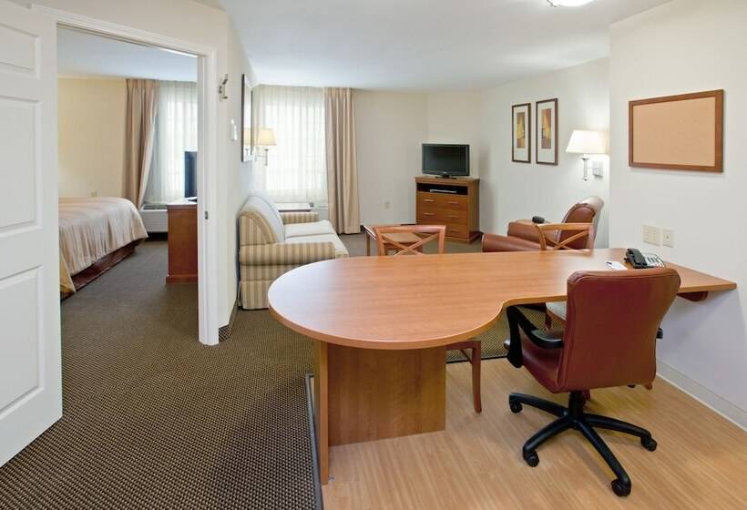 جناح لذوى الاحتياجات الخاصة, Candlewood Suites Radcliff   Fort Knox, An Ihg