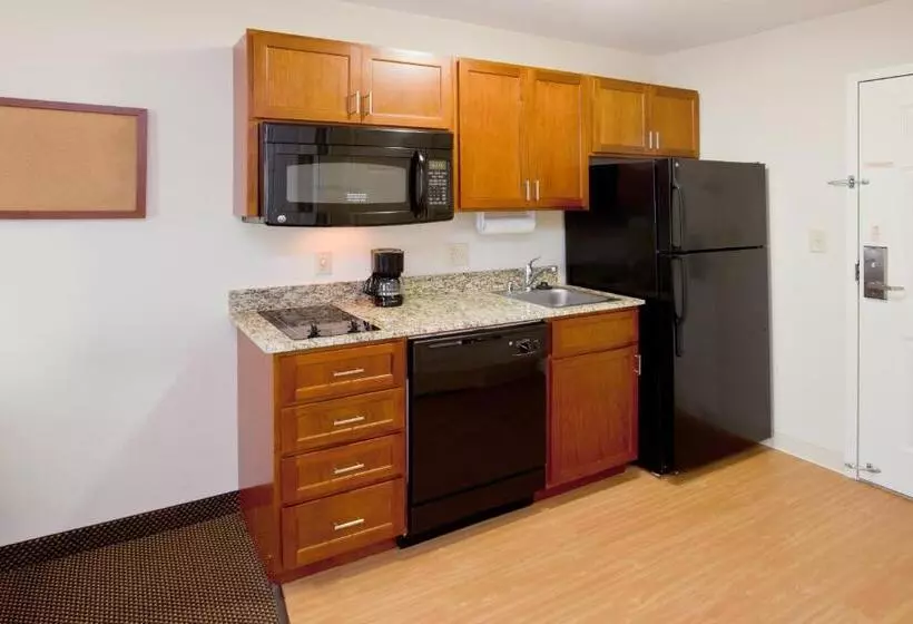 身障者適用ダブルベッド付きスタンダードルーム, Candlewood Suites Radcliff   Fort Knox, An Ihg