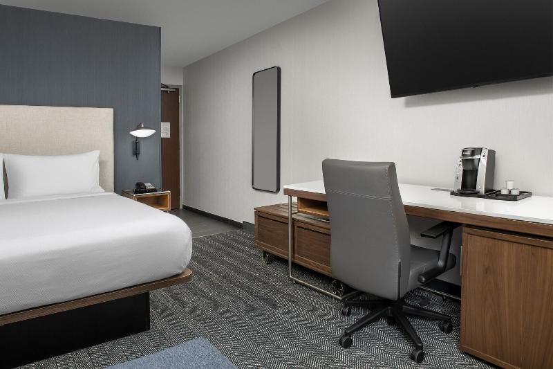 带大床的标准间, Courtyard By Marriott San Diego Carlsbad