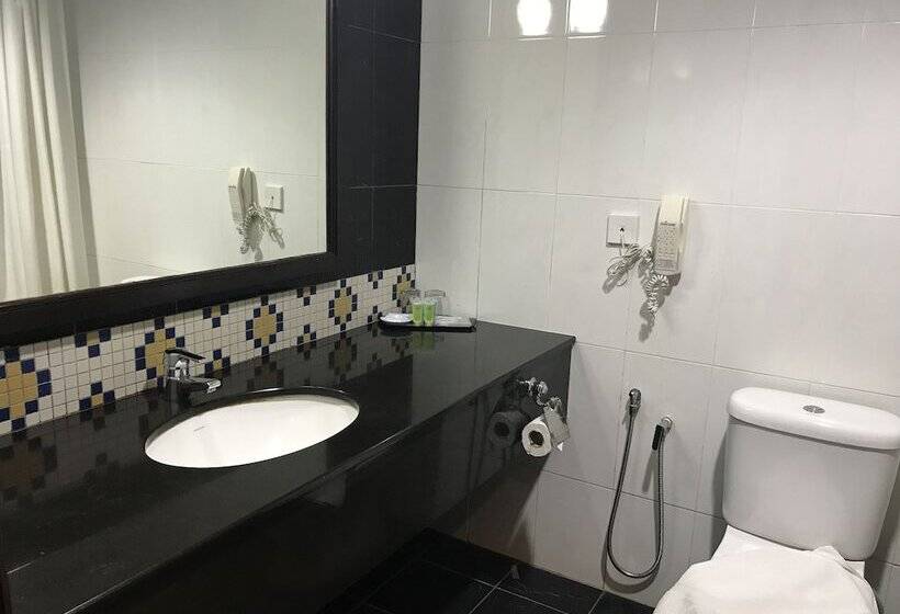 豪华房间, Grand Kampar