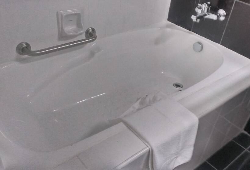 豪华房间, Grand Kampar