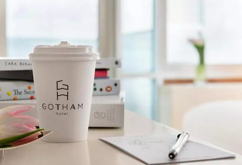 سوییت, The Gotham