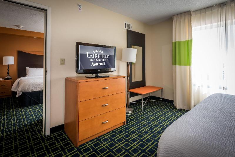 Люкс Кровать Кинг, Fairfield Inn & Suites By Marriott Tupelo