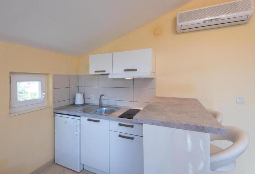 带1个卧室的带阳台的公寓, Wine Resort Adriatic