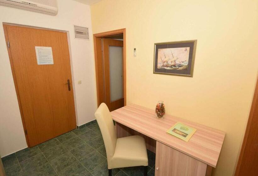 家庭间, Wine Resort Adriatic