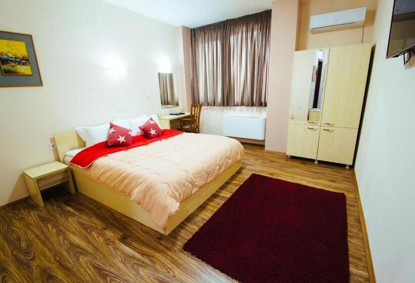 اتاق استاندارد, Kristal Palas