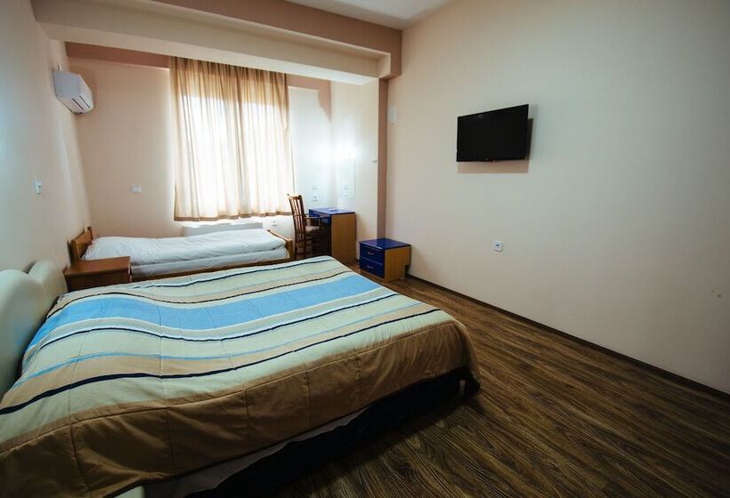 آپارتمان 1 خوابه, Kristal Palas