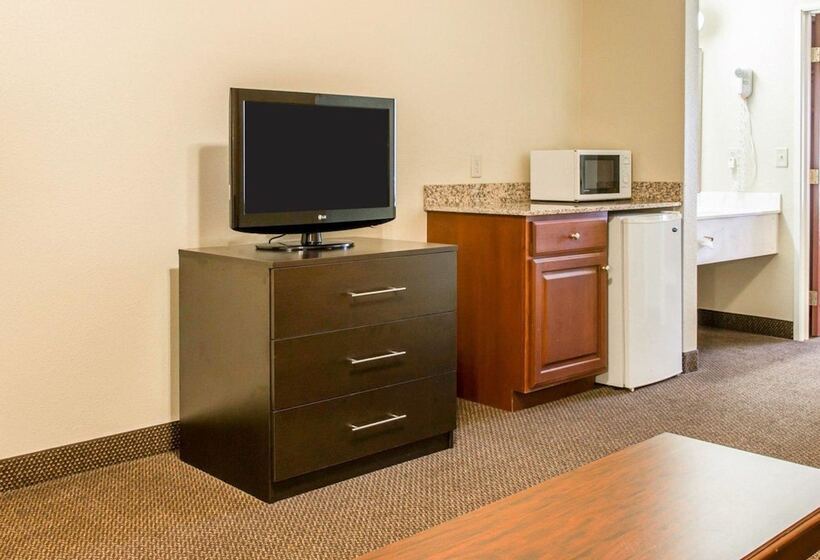 스위트 킹사이즈 침대, Quality Inn & Suites Niles