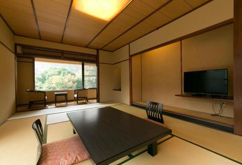 غرفة عائلية, Shikanoyu