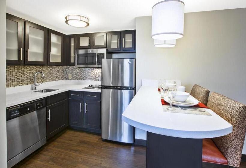 Люкс, Staybridge Suites Cleveland Mayfield Heights Beachwood, An Ihg