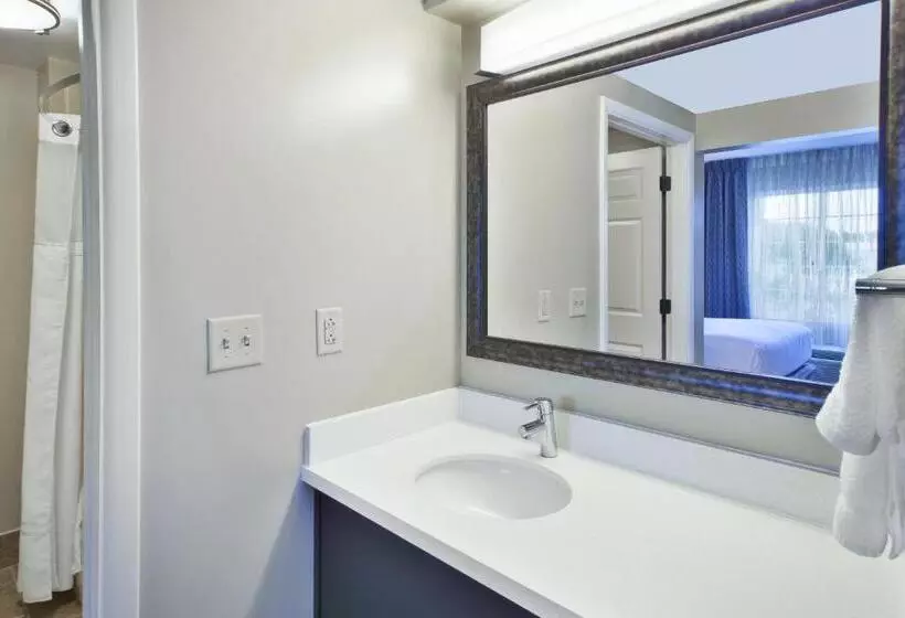 スタンダードスタジオ, Staybridge Suites Cleveland Mayfield Heights Beachwood, An Ihg
