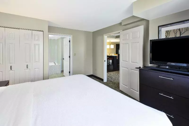 ２ベッドスイートルーム, Staybridge Suites Cleveland Mayfield Heights Beachwood, An Ihg
