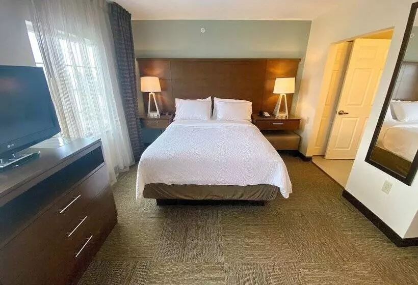 スタンダードスタジオ, Staybridge Suites Great Falls, An Ihg