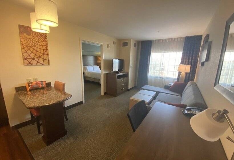 Люкс Адаптированный для Инвалидов, Staybridge Suites Great Falls, An Ihg