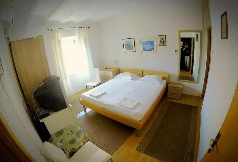 スタンダードルーム, Accommodation Old Town Vitaic