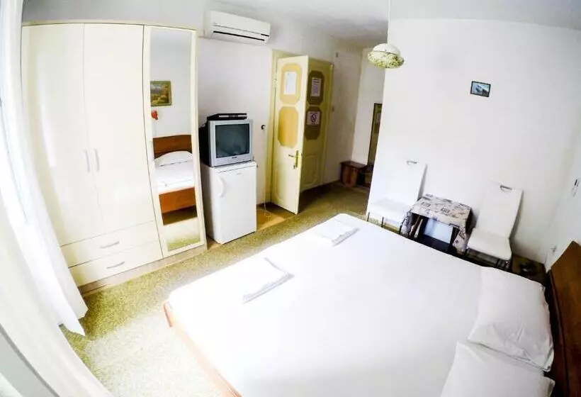 スタンダードルーム, Accommodation Old Town Vitaic