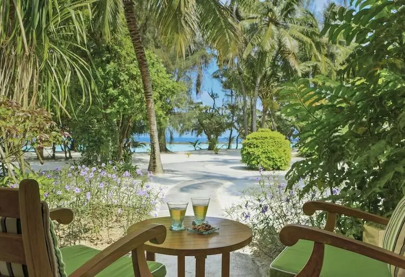 بانگلوی لوکس, Kurumba Maldives