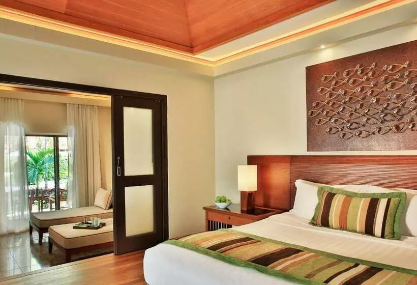ویلای 1 خوابه با باغ, Kurumba Maldives