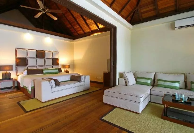 ویلای لوکس 1 خوابه, Kurumba Maldives