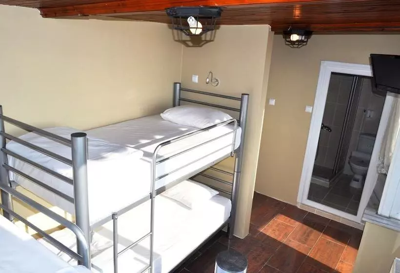 Bed in Shared Room, Antique Hostel