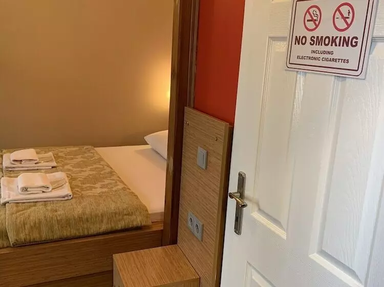 Economy Room, Antique Hostel