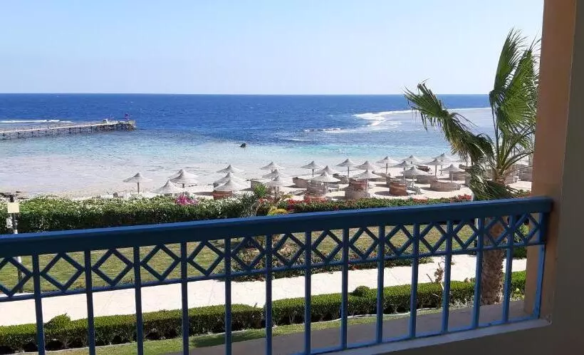 اتاق سوپریور, Concorde Moreen Beach Resort