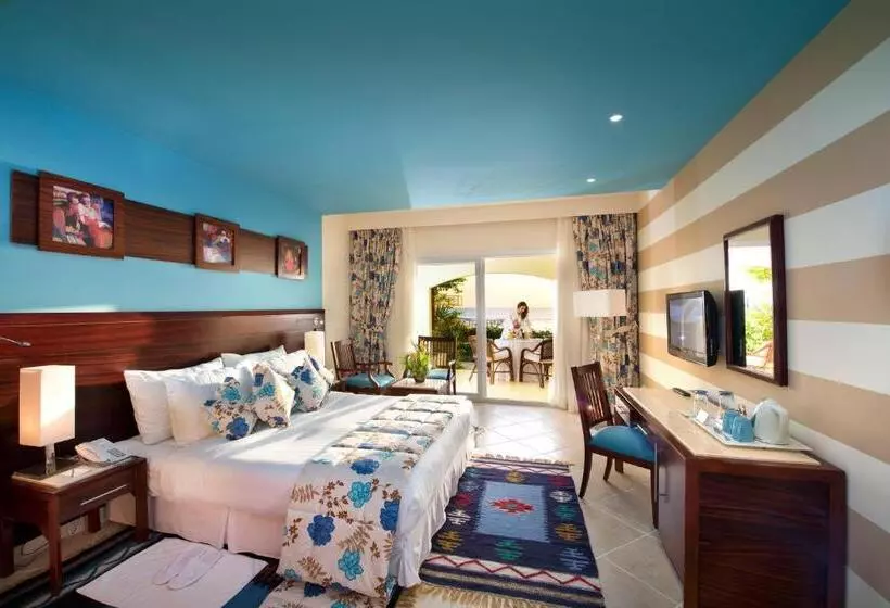 اتاق رمانتیک, Concorde Moreen Beach Resort