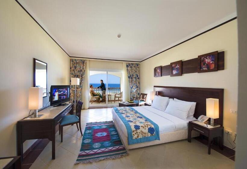 اتاق لوکس با چشم‌انداز دریا, Concorde Moreen Beach Resort