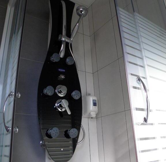 اتاق لوکس, Garni Hotel Biser