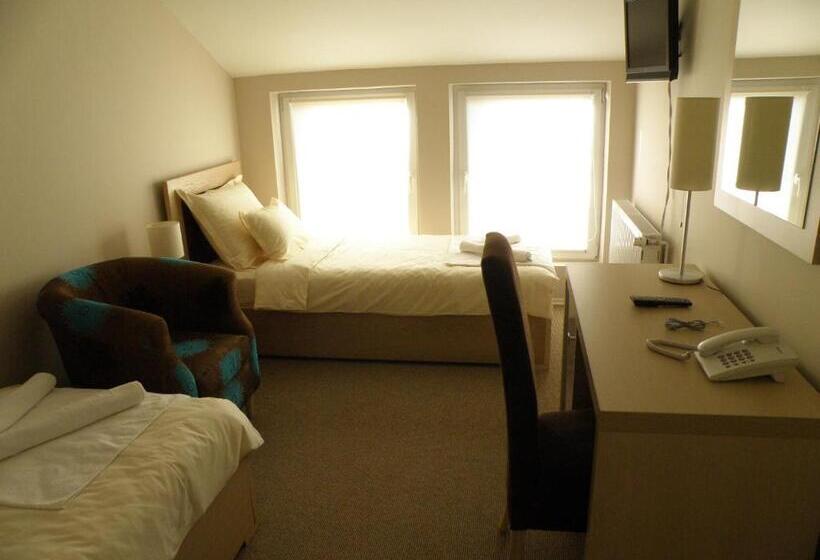 اتاق استاندارد, Garni Hotel Biser