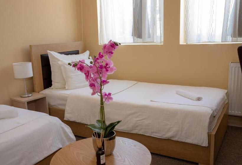 اتاق استاندارد, Garni Hotel Biser