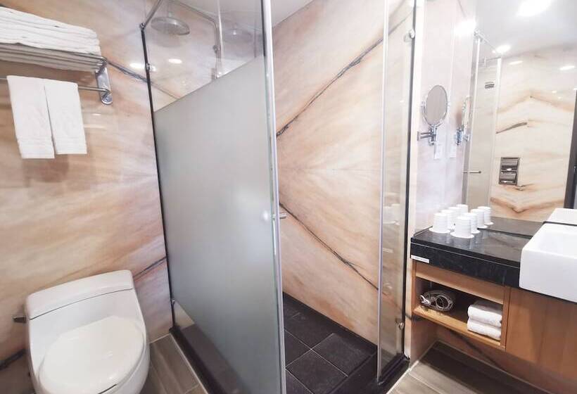 اتاق لوکس خانوادگی, Azure