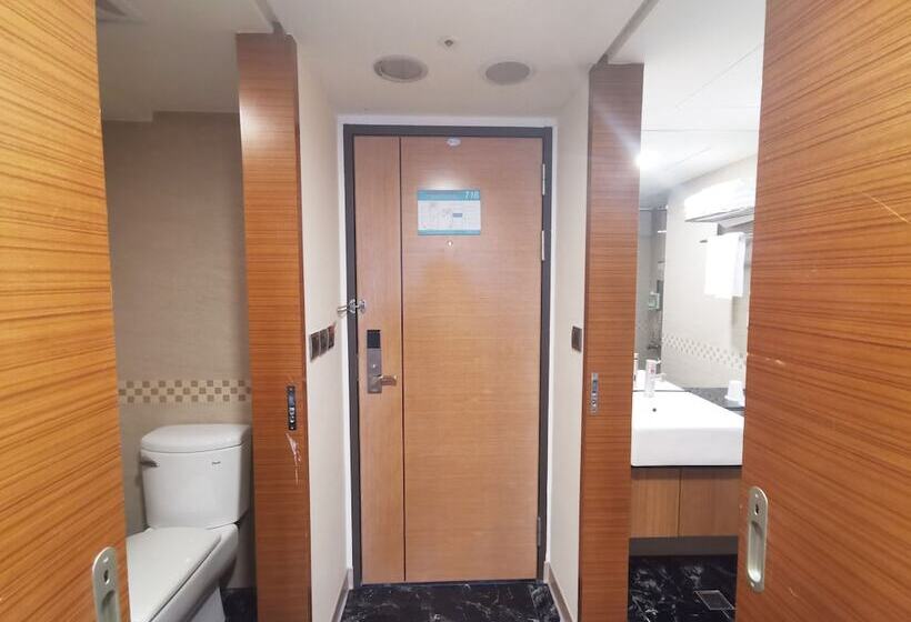 اتاق سوپریور چهار تخته, Azure