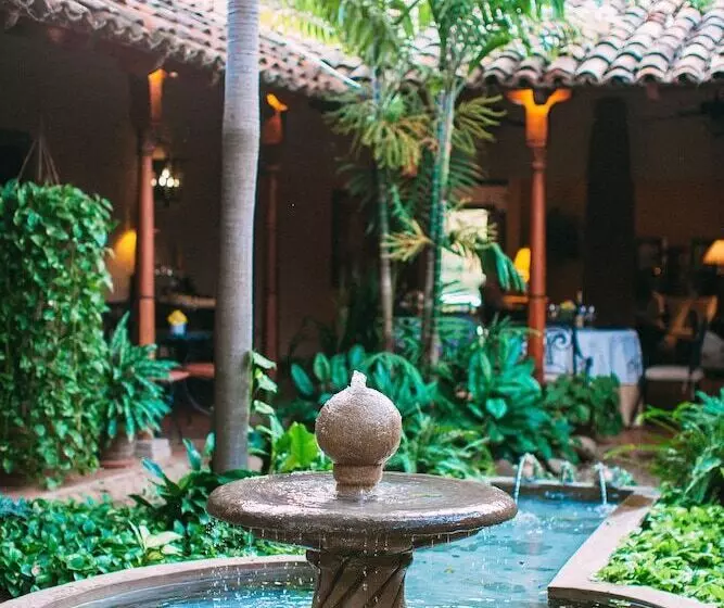 اتاق لوکس, Los Robles, Managua, Nicaragua