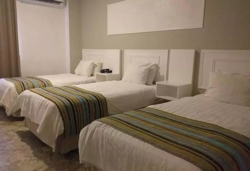 اتاق استاندارد سه نفره, San Marco Hotel Curacao & Casino