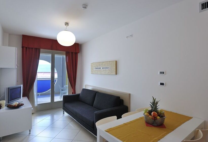 스탠다드 스튜디오, Ashanti Aparthotel Wellness&spa