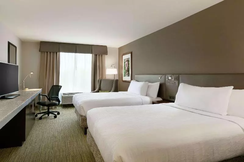 Standard Yhden Hengen Huone, Arkon Park Gdańsk  Destigo Hotels