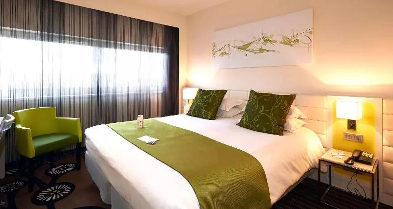 キングサイズベッドのスーペリアルーム, Best Western Plus Hôtel Le Rhénan & Restaurant Chez Claude