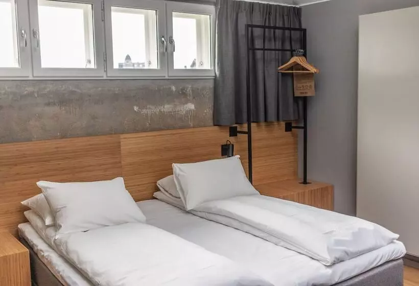 سوییت, Comfort Hotel Grand Central