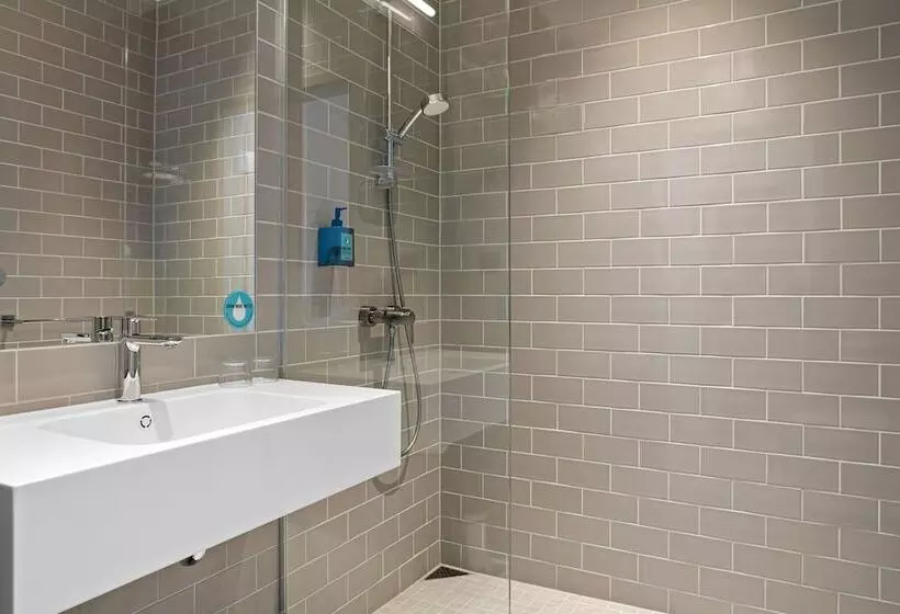 اتاق استاندارد, Comfort Hotel Grand Central