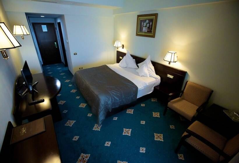 Номер Стандарт, Delta 4