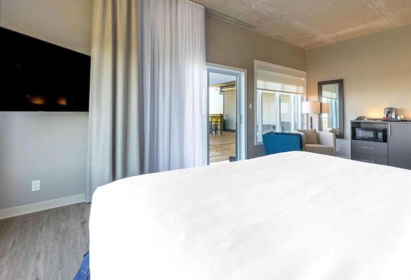 غرفة قياسية سرير كينج, Quality Inn & Suites Victoriaville