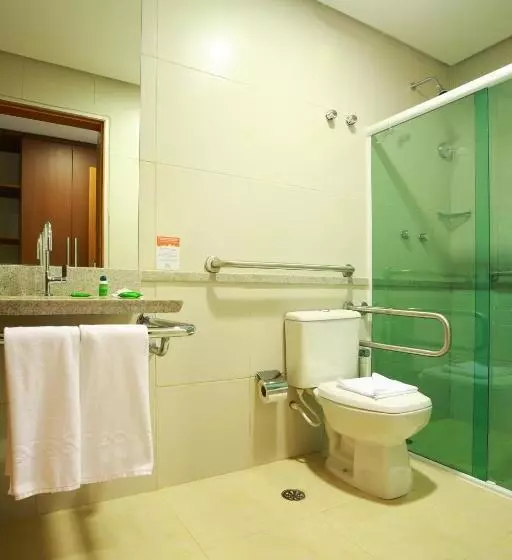 Deluxe Kolmen Hengen Huone, Villa Hípica Resort