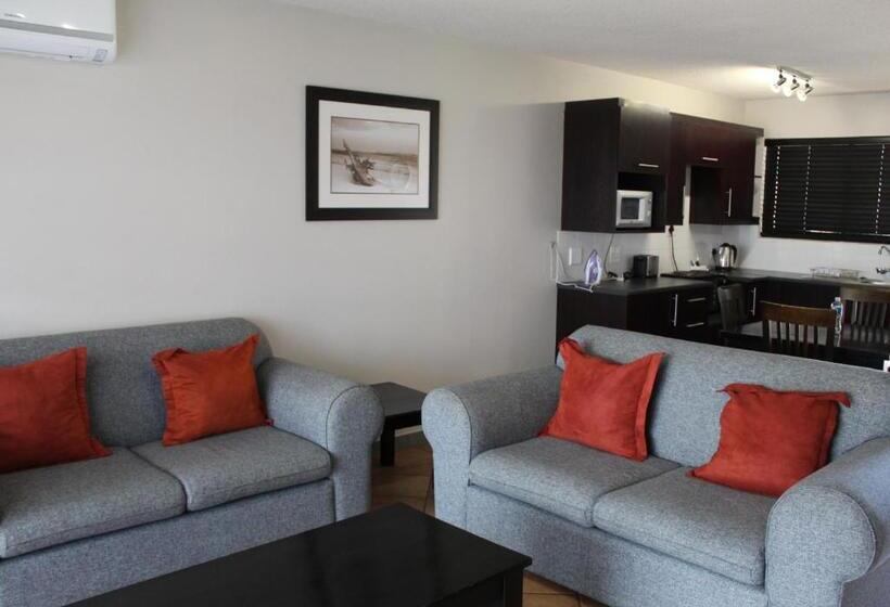 דירת שני חדרים, Blue Lagoon Hotel And Conference Centre