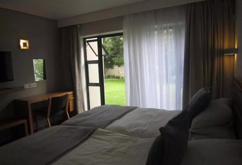 Standard-huone, Blue Lagoon Hotel And Conference Centre
