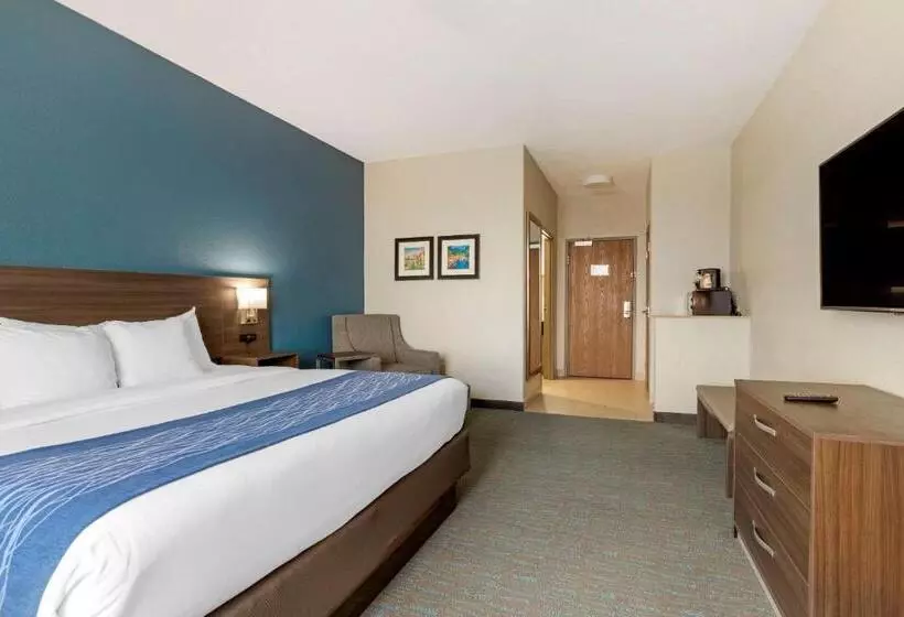 Standard-huone King-vuode, Comfort Inn & Suites Selma Near Randolph Afb