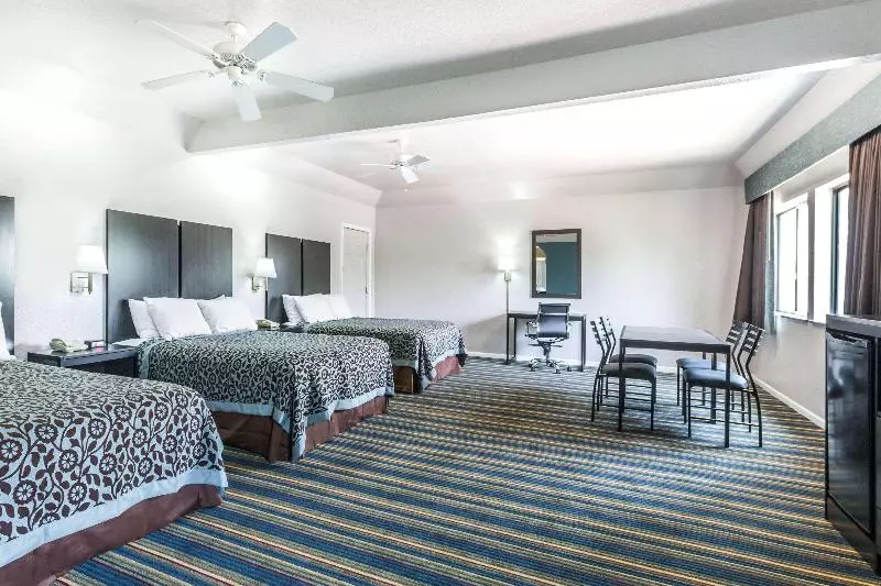 Standard-huone, Days Inn By Wyndham Dickinson Tx